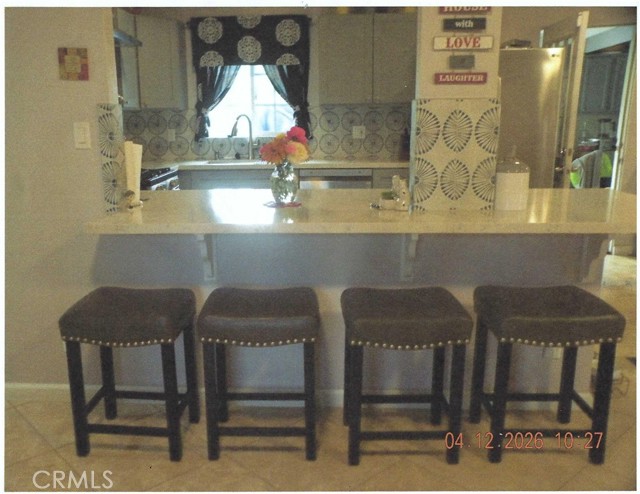 13028 Vaughn Street photo 6