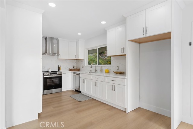 Detail Gallery Image 9 of 39 For 1219 N Raymond Ave, Fullerton,  CA 92831 - 4 Beds | 2/1 Baths