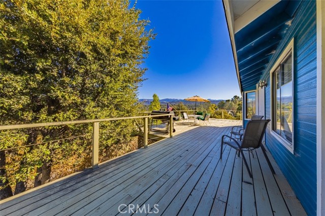 Detail Gallery Image 6 of 73 For 49756 Stillmeadow Ln, Oakhurst,  CA 93644 - 3 Beds | 2 Baths