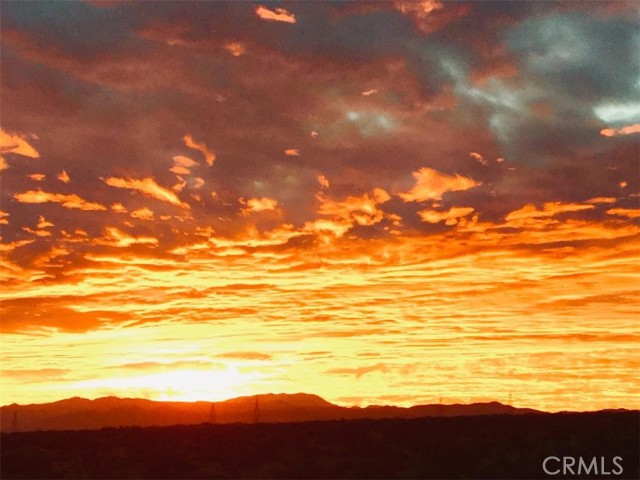 Detail Gallery Image 40 of 40 For 10328 El Centro, Oak Hills,  CA 92344 - 5 Beds | 4 Baths