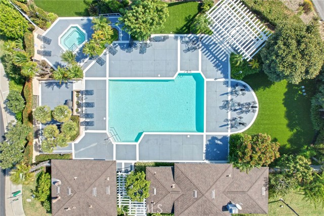 Community pool