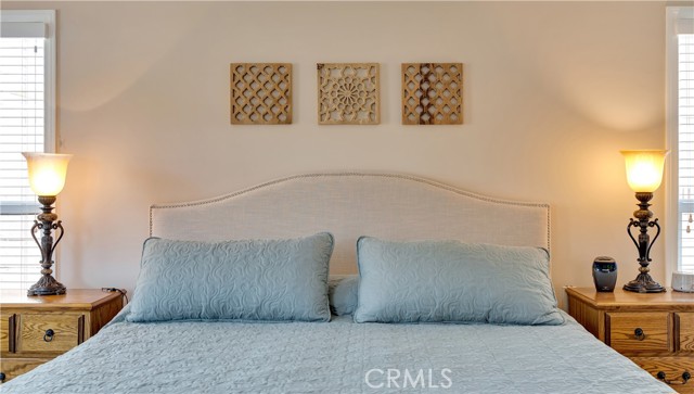 5215 E Monlaco Road, Long Beach CA: https://media.crmls.org/medias/83b1c91e-5984-4e0b-a56b-6daddc6d32af.jpg