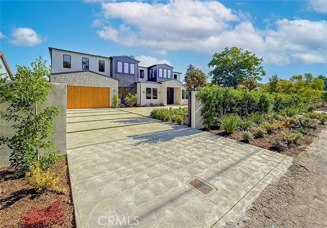 Image 44 of 70 For 23416 Califa Street