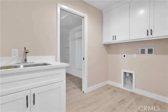 22530 Houston Street, Apple Valley CA: https://media.crmls.org/medias/83b1ef92-b5e4-4f3f-b129-1af40e1d4131.jpg