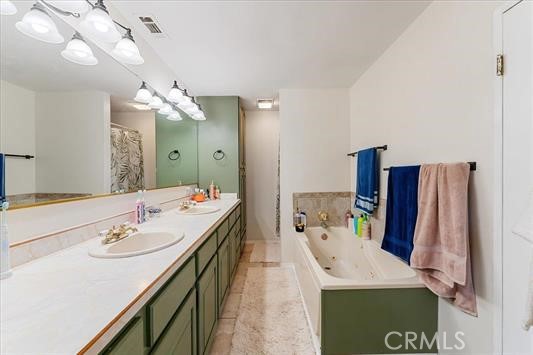 Detail Gallery Image 14 of 41 For 1231 W Scenic Dr, Mount Shasta,  CA 96067 - 4 Beds | 2 Baths