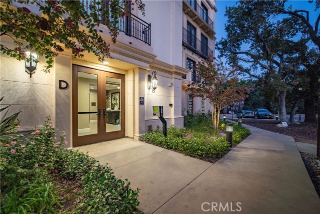 Detail Gallery Image 25 of 35 For 23500 Park Sorrento #D21,  Calabasas,  CA 91302 - 2 Beds | 3 Baths