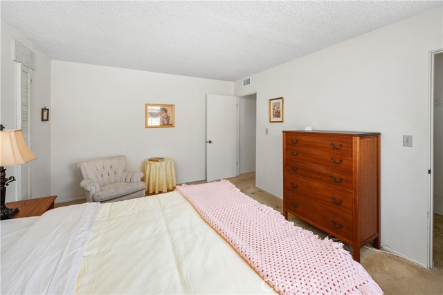 Detail Gallery Image 17 of 32 For 3426 Gulfcrest Dr, Rancho Palos Verdes,  CA 90275 - 3 Beds | 2 Baths