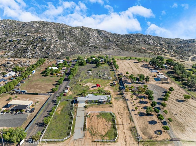 Detail Gallery Image 20 of 25 For 24090 Juniper Hills, Homeland,  CA 92548 - 4 Beds | 2 Baths