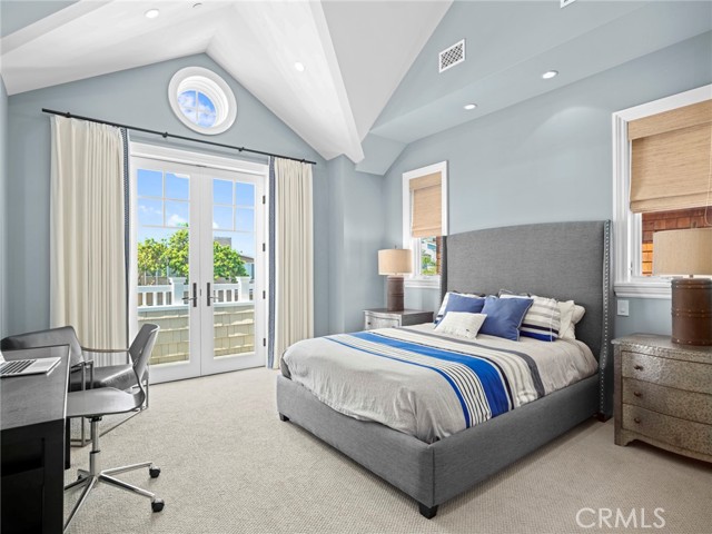 Image 40 of 52 For 1324 Balboa Boulevard