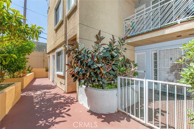 Detail Gallery Image 5 of 44 For 116 W Maple St #9,  Glendale,  CA 91204 - 3 Beds | 2 Baths
