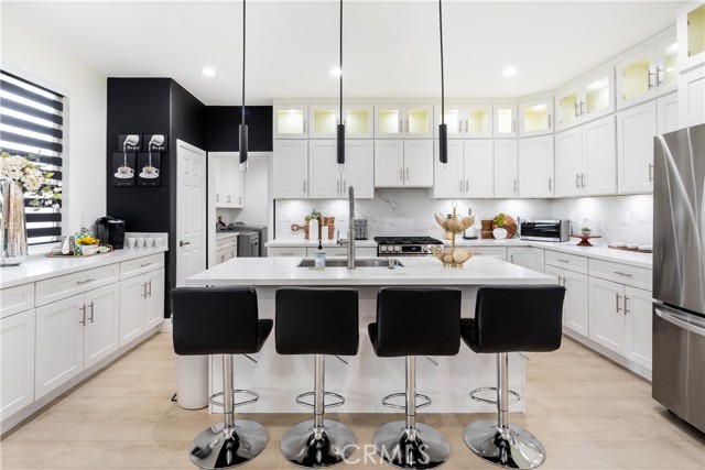 Detail Gallery Image 11 of 49 For 43955 Campo, Indio,  CA 92203 - 6 Beds | 2/1 Baths