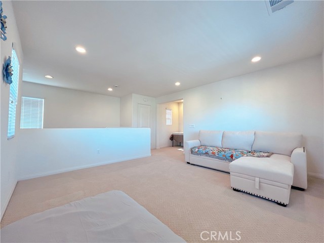 15823 Elfin Forest Avenue, Chino CA: https://media.crmls.org/medias/83b7c160-fb54-4d44-8954-9f3002b91c25.jpg
