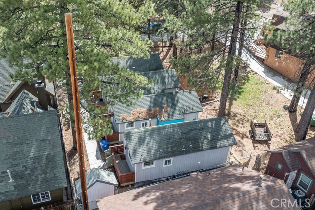 528 Cottage Lane, Big Bear Lake CA: https://media.crmls.org/medias/83b85ba9-f16a-4c73-863f-fb0e039774cf.jpg