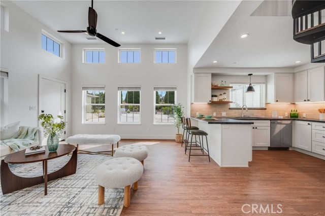 Detail Gallery Image 6 of 30 For 127 E Foothill Bld a,  Glendora,  CA 91741 - 1 Beds | 1 Baths