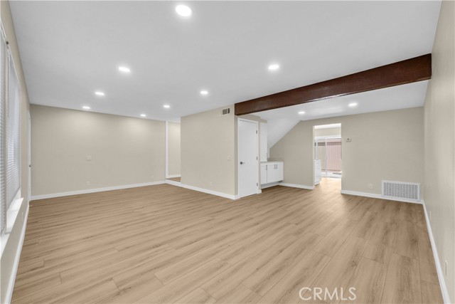 10358 Powderhorn River Court, Fountain Valley CA: https://media.crmls.org/medias/83b88fcb-b8a7-4436-b529-dcba788c94ac.jpg