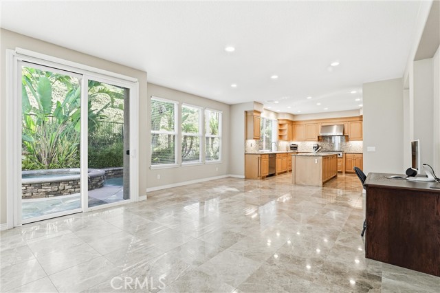 Detail Gallery Image 19 of 66 For 19950 via Natalie, Yorba Linda,  CA 92887 - 5 Beds | 4/1 Baths