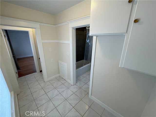 Detail Gallery Image 62 of 70 For 1610 W 36th Place, Los Angeles,  CA 90018 - 4 Beds | 2/1 Baths