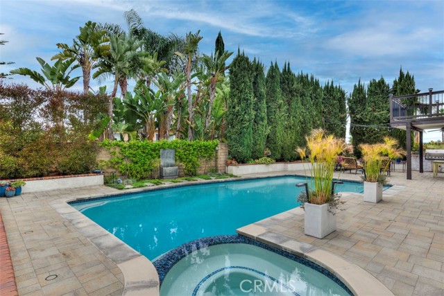 26752 Magdalena Lane, Mission Viejo CA: https://media.crmls.org/medias/83bc571d-a9dc-431a-98a1-9adae5b0b3ee.jpg