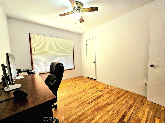 Detail Gallery Image 16 of 23 For 3552 N Sierra Way, San Bernardino,  CA 92405 - 3 Beds | 2 Baths