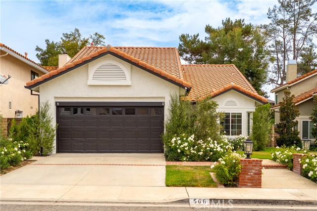 Detail Gallery Image 2 of 45 For 506 Savona Way, Oak Park,  CA 91377 - 3 Beds | 2/1 Baths