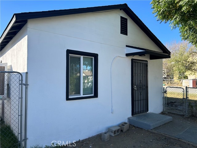 Detail Gallery Image 2 of 12 For 908 W Hays St a,  Banning,  CA 92220 - 1 Beds | 1 Baths