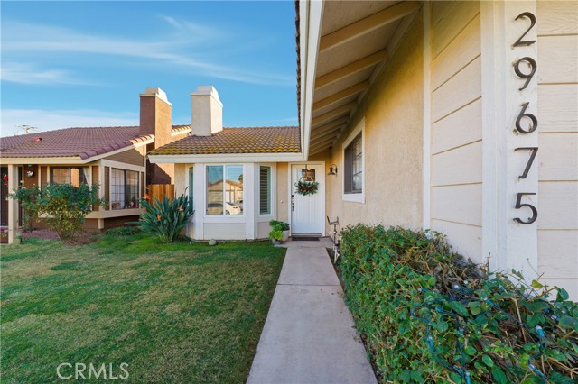Detail Gallery Image 2 of 47 For 29675 Saint Andrews Ct, Murrieta,  CA 92563 - 3 Beds | 2 Baths