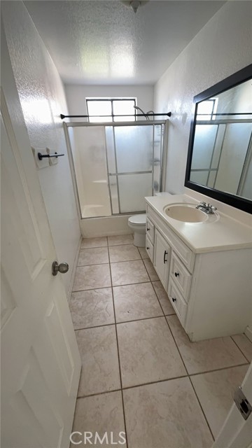 29954 Gulfstream, Canyon Lake CA: https://media.crmls.org/medias/83c1a3fb-1f40-44d3-af63-588d6bb88b01.jpg