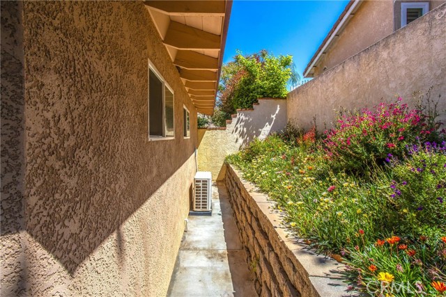 Detail Gallery Image 44 of 51 For 22785 Raven Way, Grand Terrace,  CA 92313 - 3 Beds | 2/1 Baths