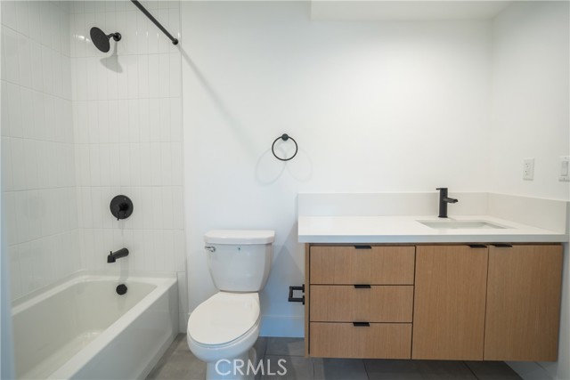 Image 28 of 54 For 2707 Ruhland