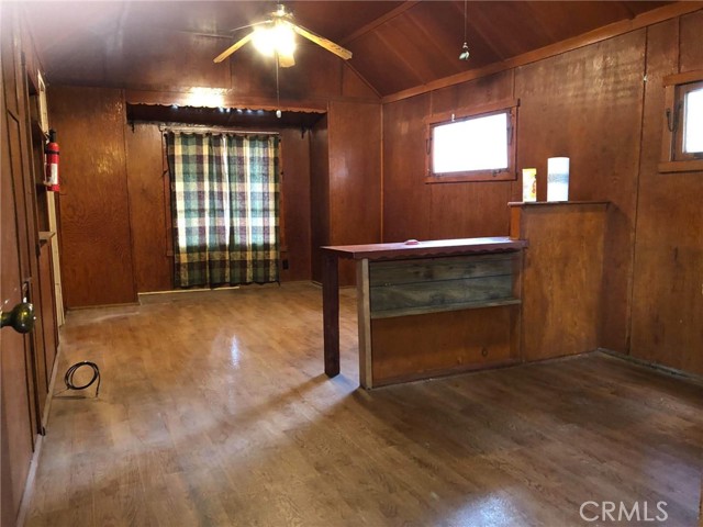 23792 Springwater, Crestline, CA 92325