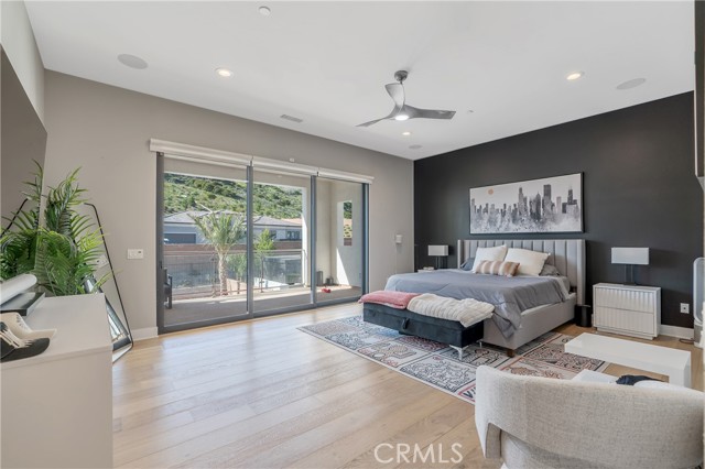 Detail Gallery Image 17 of 30 For 20531 W Overlook Ct, Porter Ranch,  CA 91326 - 5 Beds | 4/1 Baths