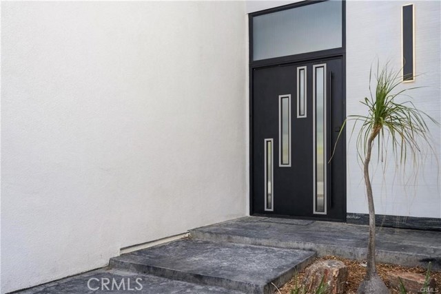 17467 Tuscan Drive, Granada Hills CA: https://media.crmls.org/medias/83c5c134-852e-40e0-b77f-f181dbc57cc4.jpg