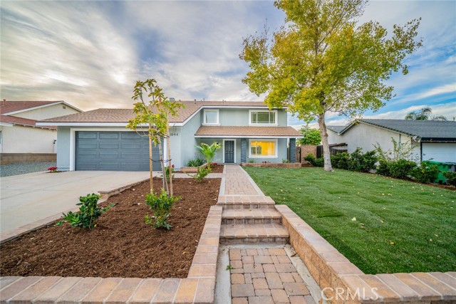 Detail Gallery Image 1 of 49 For 1544 Dahlia Cir, Corona,  CA 92882 - 4 Beds | 2/1 Baths