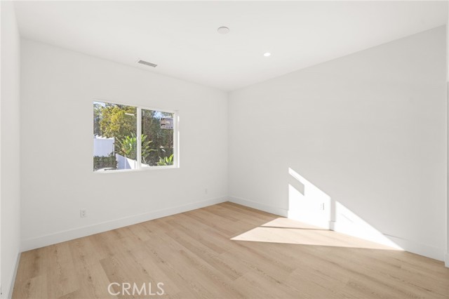 Detail Gallery Image 22 of 27 For 3704 Howe St, Corona,  CA 92881 - 5 Beds | 3/1 Baths