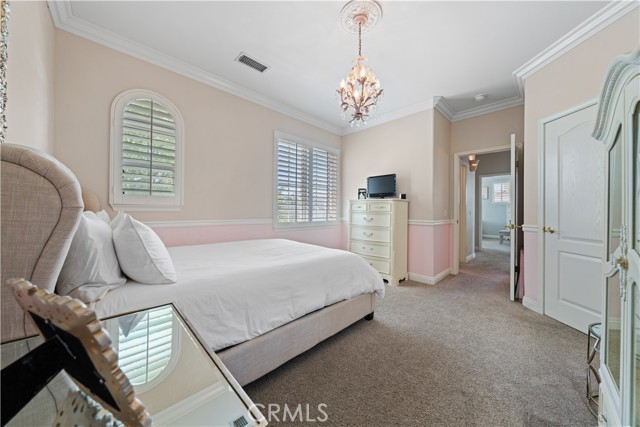 Bedroom #4: private with walk-in closet.