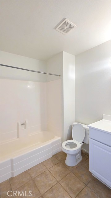 Detail Gallery Image 15 of 25 For 2731 S Cucamonga Ave, Ontario,  CA 91761 - 4 Beds | 2/1 Baths