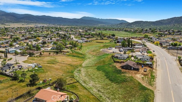 Detail Gallery Image 46 of 48 For 22301 Westwood Bld, Tehachapi,  CA 93561 - 3 Beds | 2 Baths