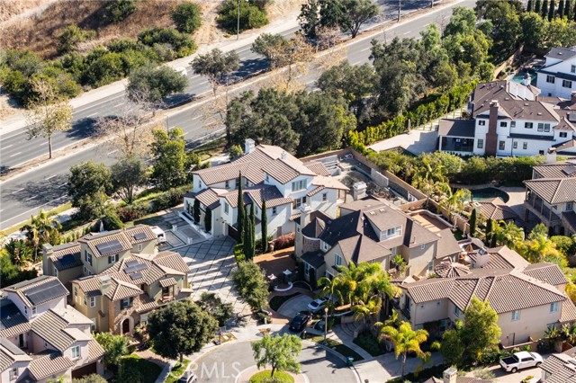 18 Elissa, Ladera Ranch CA: https://media.crmls.org/medias/83c68395-c6d6-4985-b343-bb631ab61e98.jpg