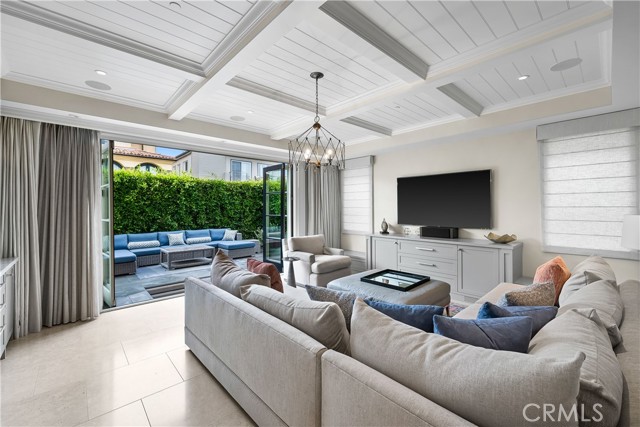 Detail Gallery Image 37 of 52 For 441 28th St, Manhattan Beach,  CA 90266 - 4 Beds | 4/1 Baths