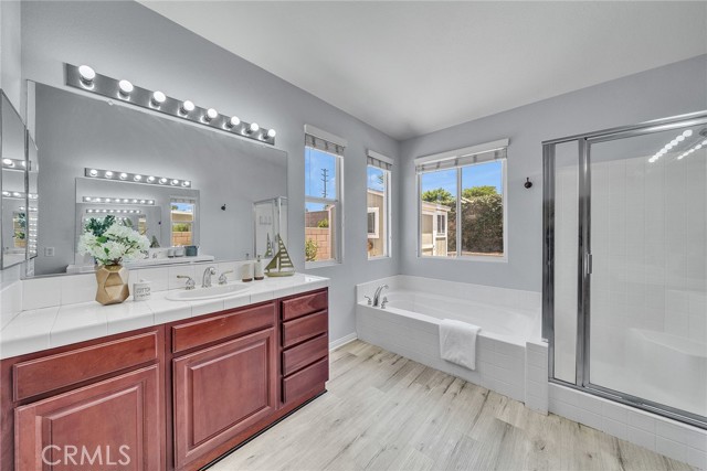 Detail Gallery Image 31 of 46 For 5722 Canoe Dr, Corona,  CA 92880 - 4 Beds | 3 Baths