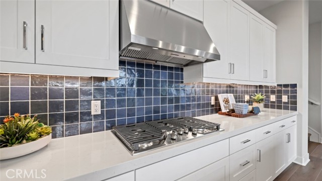 154 Billings, Irvine CA: https://media.crmls.org/medias/83c831e9-adbd-4fe5-a4c5-325b804e12a7.jpg