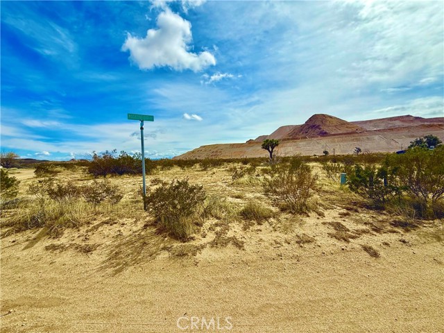 Detail Gallery Image 6 of 7 For 12220 Magazine Gap Dr, Mojave,  CA 93501 - – Beds | – Baths