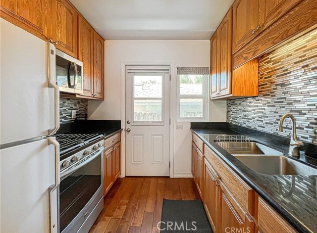 Detail Gallery Image 44 of 47 For 4813 Topanga Canyon, Woodland Hills,  CA 91364 - – Beds | – Baths