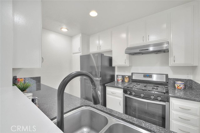 Detail Gallery Image 7 of 27 For 1158 Walnut Grove Ave a,  Rosemead,  CA 91770 - 2 Beds | 2 Baths