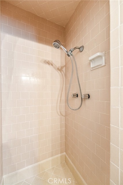 Detail Gallery Image 25 of 54 For 6222 Shawnee Road, Westminster,  CA 92683 - 3 Beds | 2 Baths