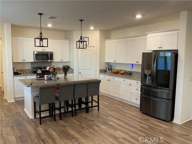 2884 Winter Park, Jurupa Valley CA: https://media.crmls.org/medias/83c99171-95c5-49b1-9cf1-ab00d40b32e2.jpg