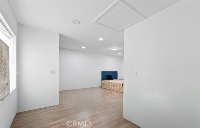 Detail Gallery Image 29 of 31 For 15219 Willard, Panorama City,  CA 91402 - 10 Beds | 8 Baths