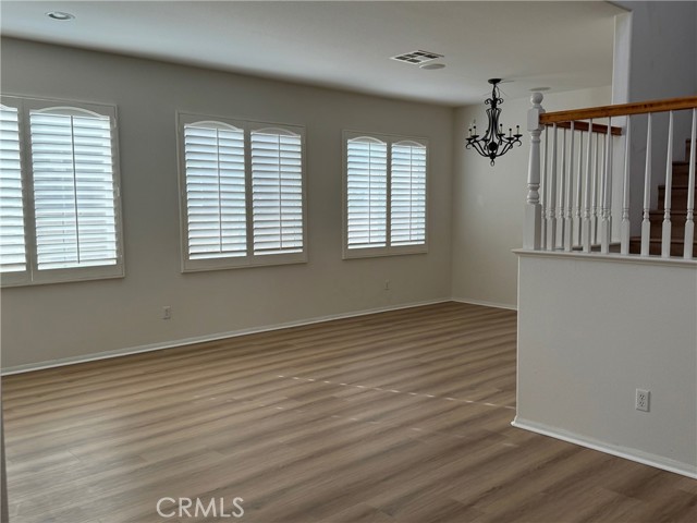 Detail Gallery Image 7 of 24 For 5815 Larry Dean St, Corona,  CA 92880 - 5 Beds | 4/1 Baths