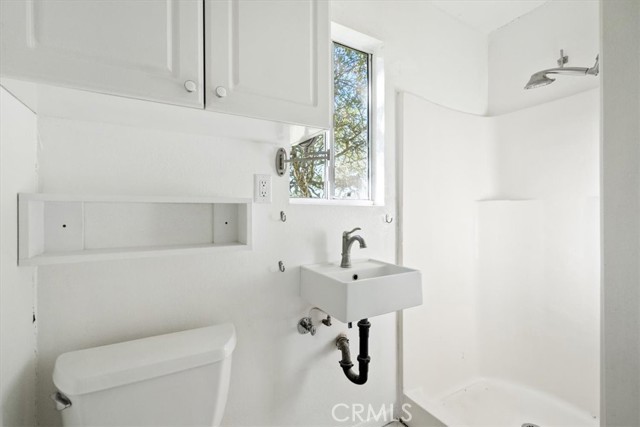 Detail Gallery Image 47 of 62 For 7975 Nacimiento Lake Dr, Paso Robles,  CA 93446 - 6 Beds | 3/1 Baths