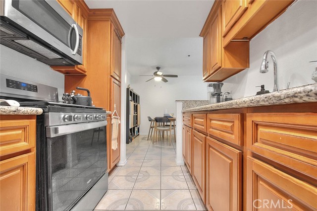 Detail Gallery Image 19 of 35 For 700 W 3rd St #A111,  Santa Ana,  CA 92701 - 2 Beds | 2 Baths